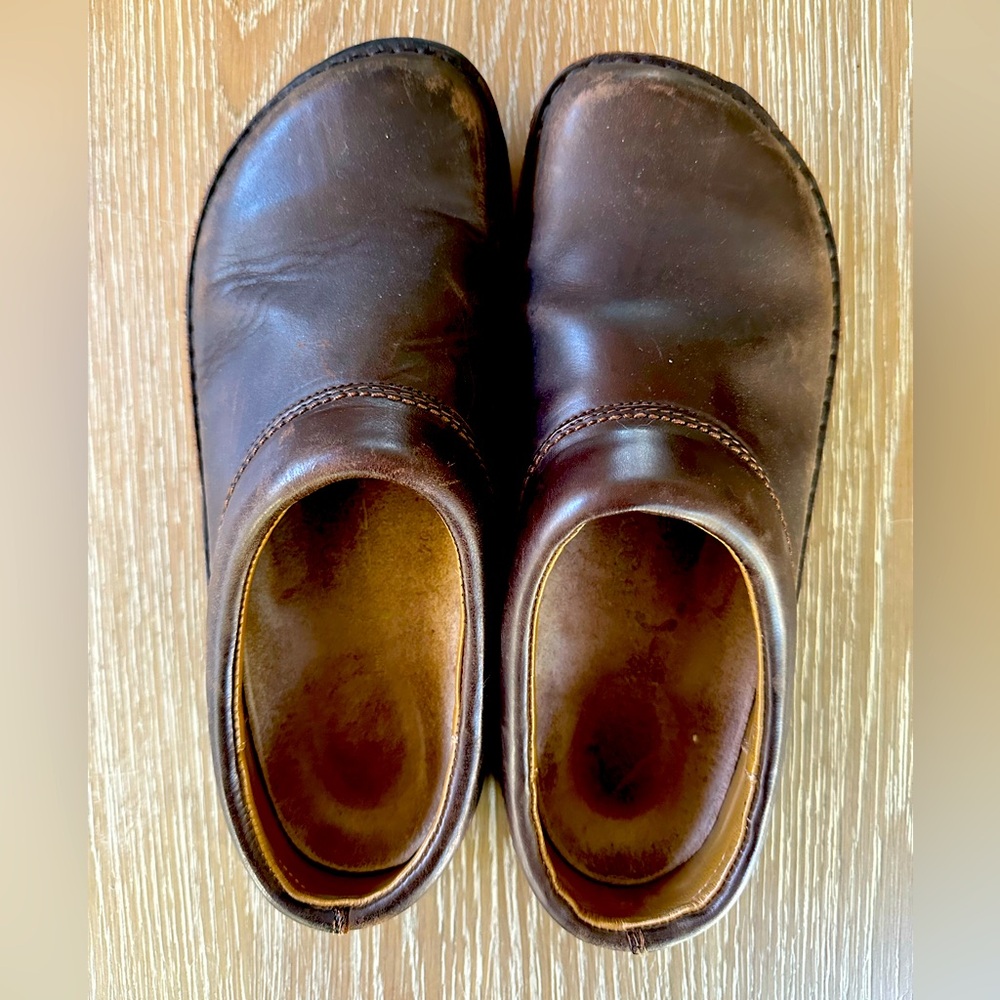 Birkenstock Leather Clog, size 39
